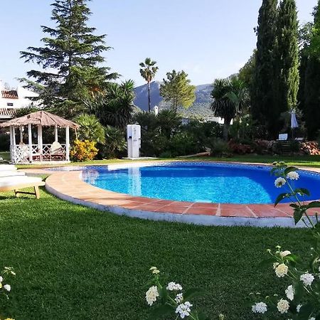 Roca Verde, Boutique Bed & Breakfast (Adults Only) Alhaurín de la Torre Екстериор снимка